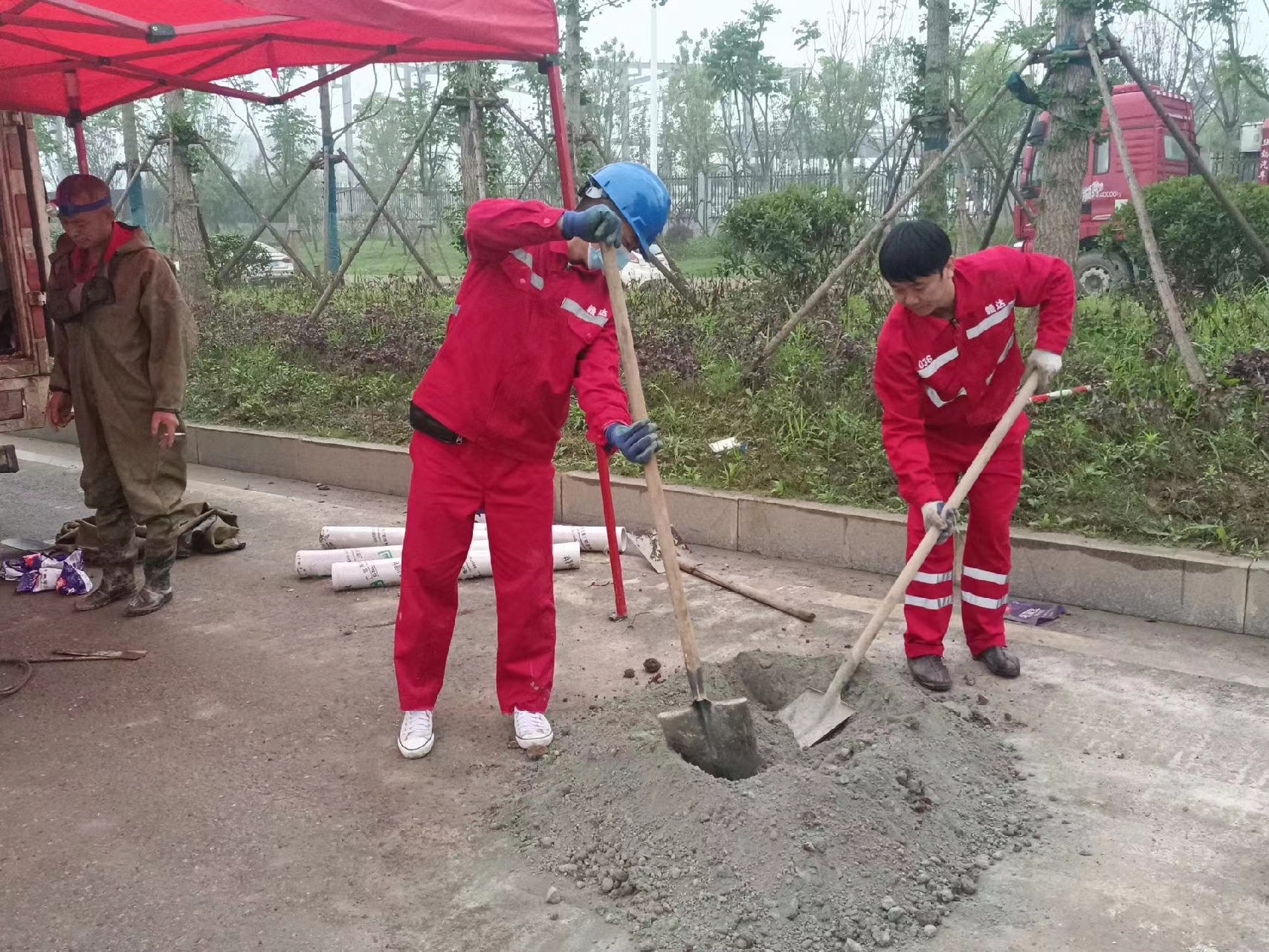 旬阳管道疏通哪家好】及时进行市政管道清淤